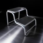 Kétlépcsős festett műtőzsámoly / fellépő 