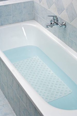 Csúszásgátló szőnyeg fürdőkádba lyukacsos