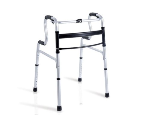 Lépcsőzetes felállást segítő állítható magasságú összecsukható járókeret 4 fogantyúval Lépcsőzetes felállást segítő állítható magasságú összecsukható járókeret 4 fogantyúval