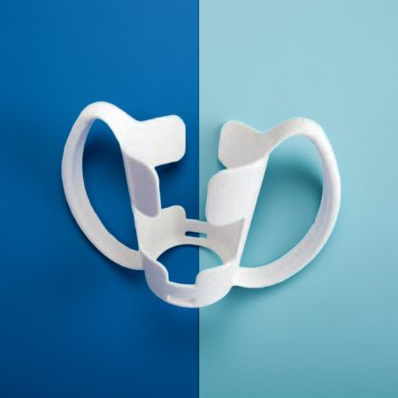 Csészetartó-pohárfogó segéd