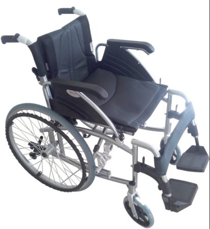 Aluminium vázas kerekesszék Executive Aluminium vázas kerekesszék Executive