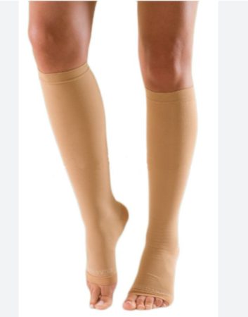 Elastofit AD I-es kompressziós térdharisnya nyitott
