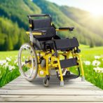 HERO 3-K kerekesszék felállító funkcióval HERO 3-K kerekesszék felállító funkcióval