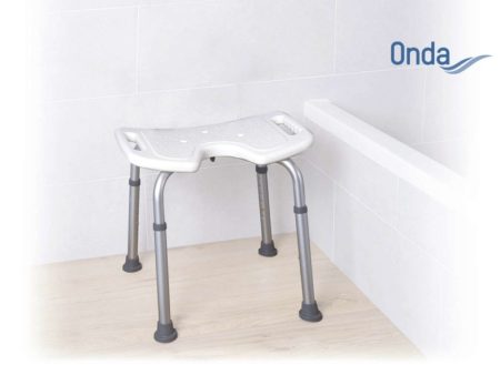 Állítható magasságú zuhanyszék higiéniai nyílással Onda