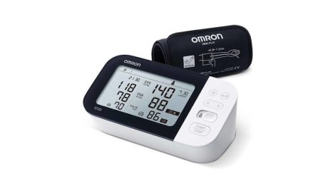 OMRON M7 Intelli IT Intellisense felkaros „okos-vérnyomásmérő” Bluetooth adatátvitellel, OMRON connect okostelefon alkalmazással 